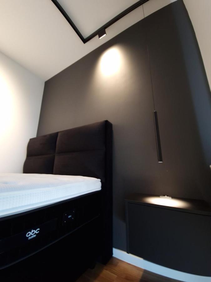 Smart Loft Apartment Tuzla Exteriör bild